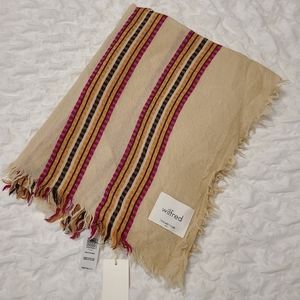 Wilfred 100% wool scarf